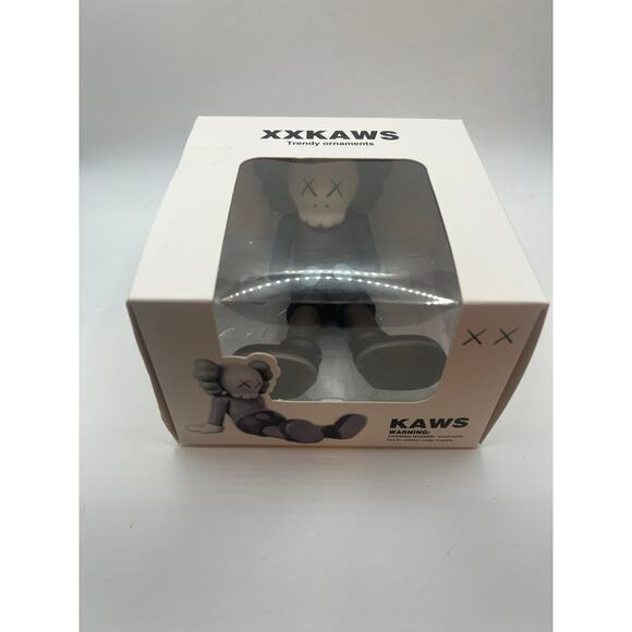 KAWS Statue Home Decoration Resin Art Sculpture Sitting 6" Grey Trendy Ornaments - Picture 2 of 2